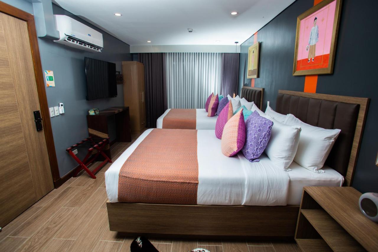 Unwnd Flats Hotel Makati City Exterior photo